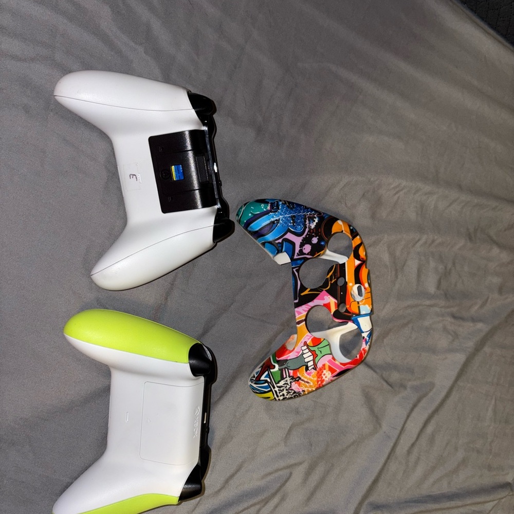 Vibrant Multicolor VR Controller Set